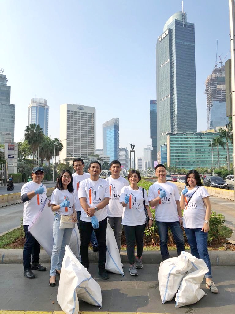 PARK HOTEL Cawang – Jakarta Participated on Hari Bersih Indonesia 2019